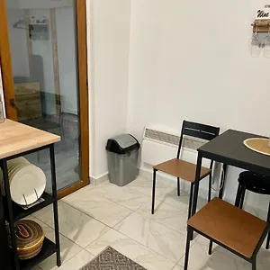 Vis-a-vis - Gara De Nord Apartment